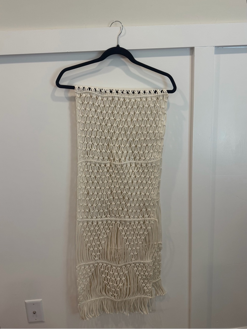 Cream Macrame Table Runner